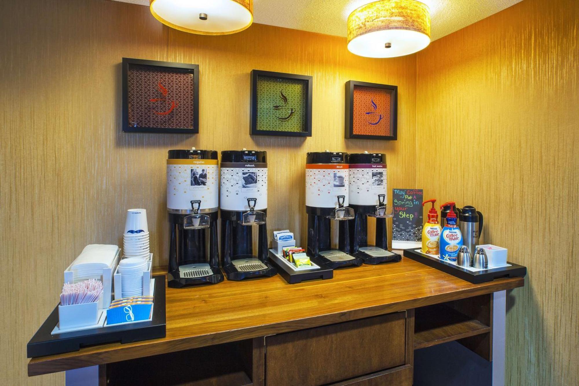 Hampton Inn Ґейлорд Екстер'єр фото